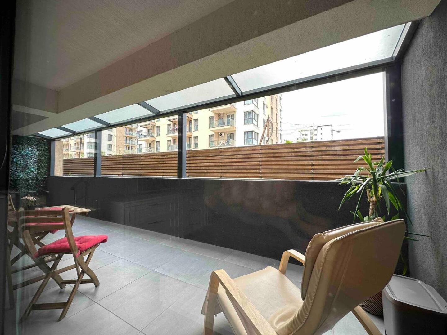 Lazo Two Room- Luxury Apartment Bucarest Exterior foto